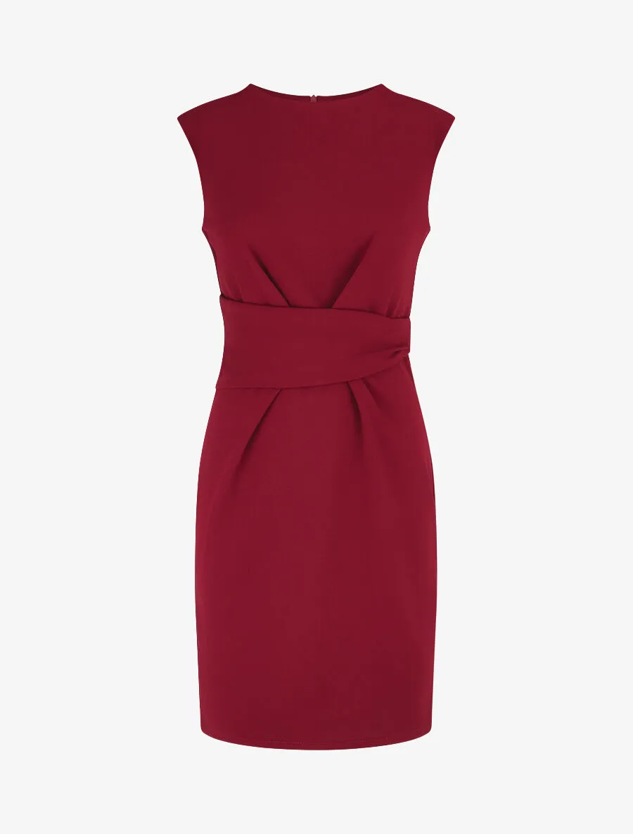 Robe ajustée à pans plissé